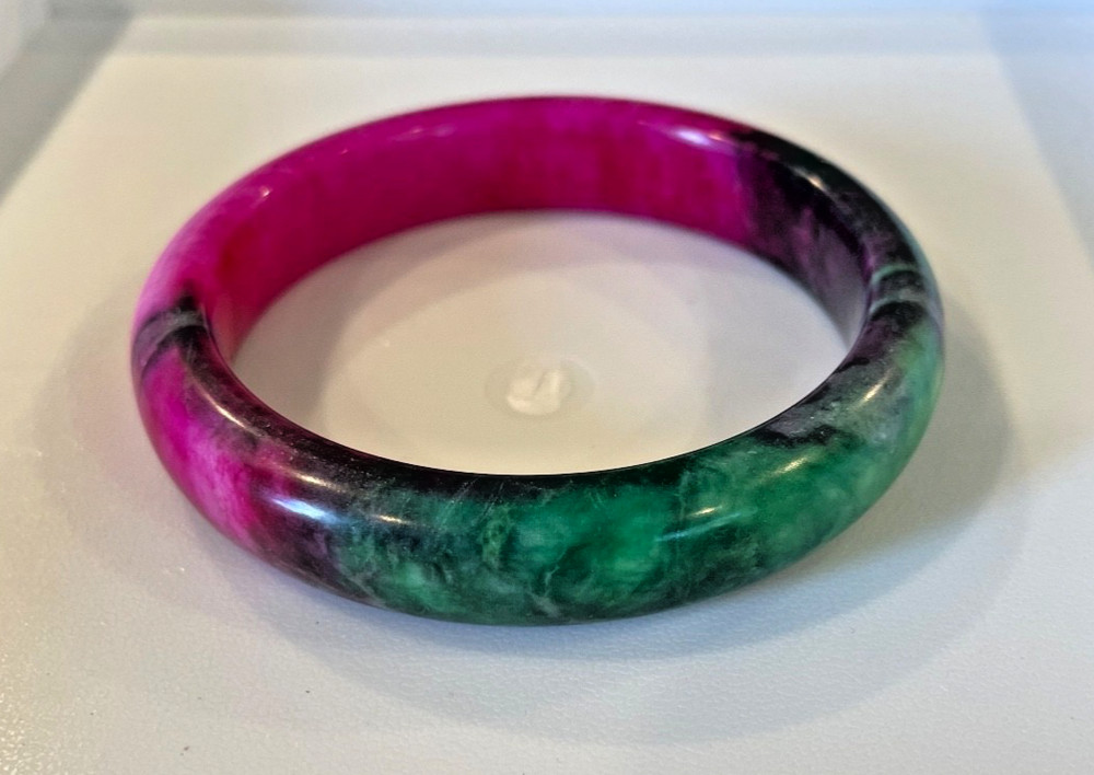 Jade bangle