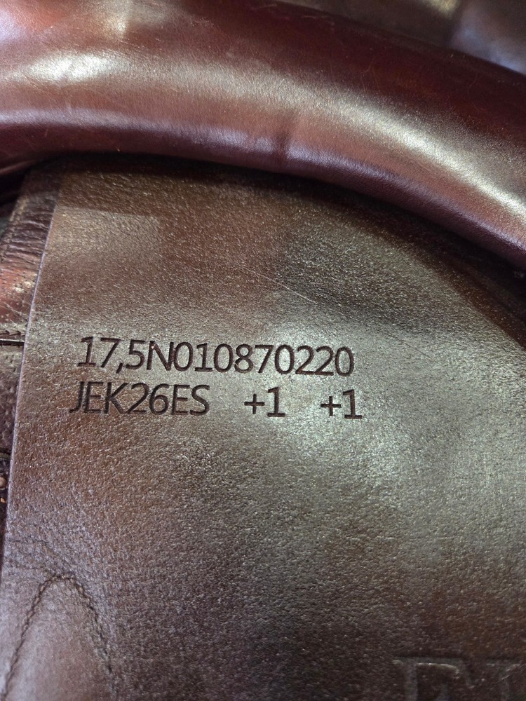 Equipe Jumping Saddle 17.5 Excellent Condition 2020 Wide Tree