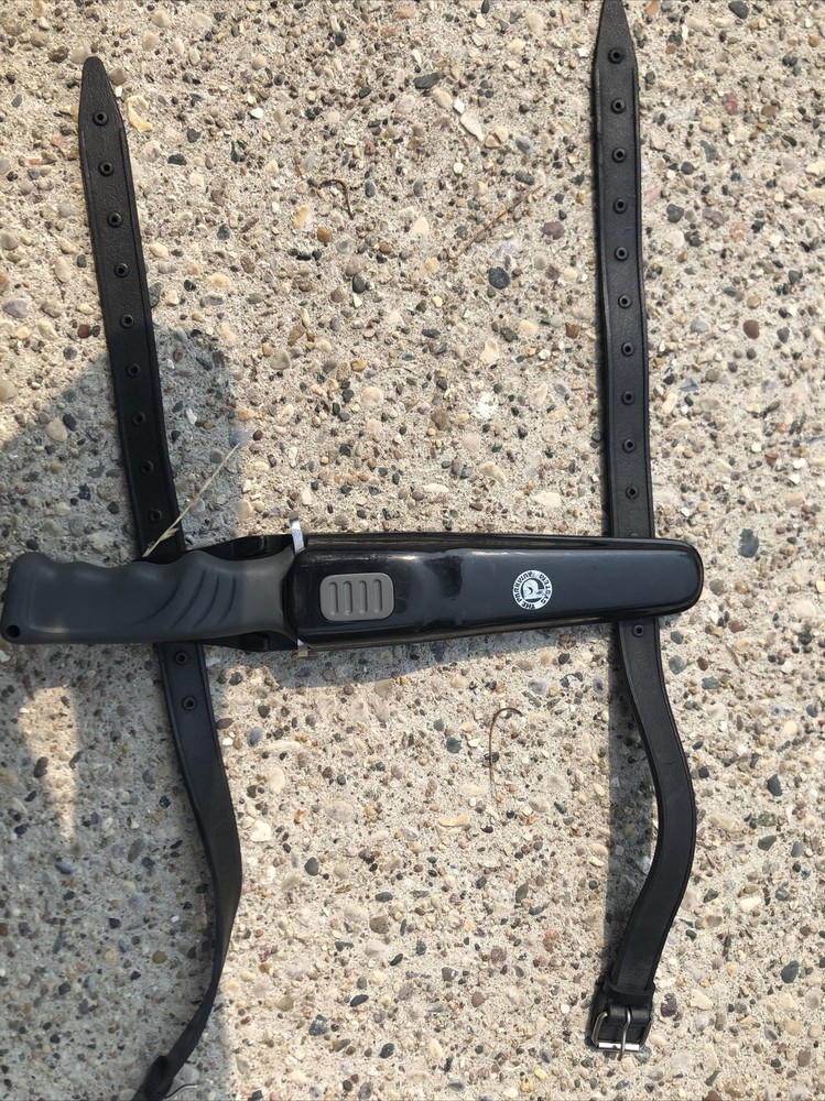Scuba Gloves And Knife