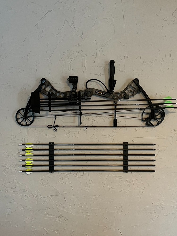 Bow and Arrow Wall Mounts 4 PC Set Holder Storage