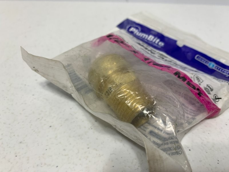 PlumBite C77417LF Adapter 1/2" x 1/2" MPT