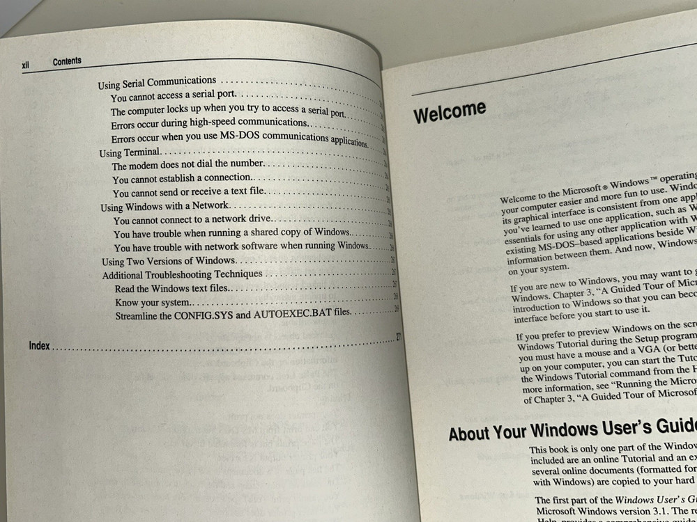 Microsoft Windows 3.11 User's Guide Book ONLY (Vintage, 1993)