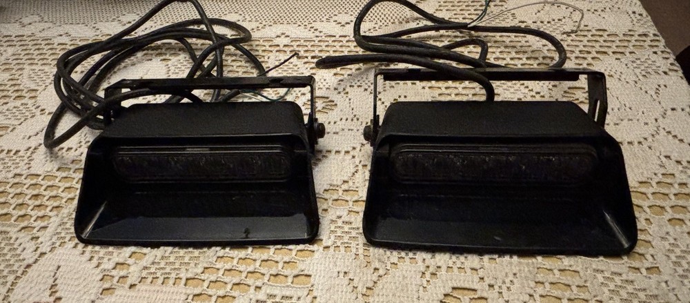 2 Whelen Sfiona SpitFire Ion Super LED Dash Light Amber