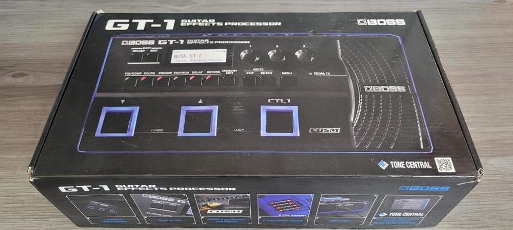 BOSS GT-1 (PSO040221)