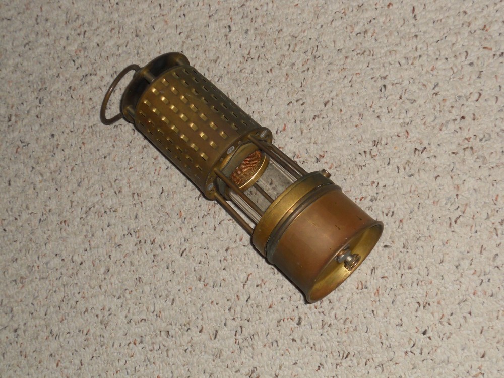 KOEHLER MINERS SAFETY LANTERN-nice piece!