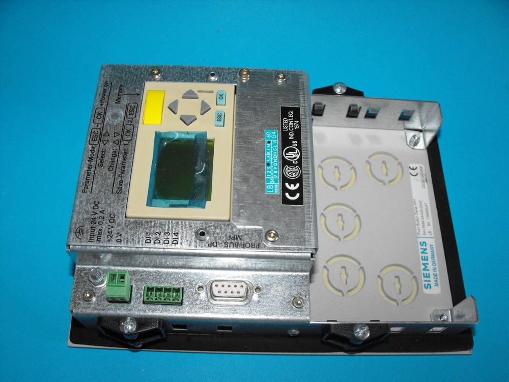 Siemens 6AV3688-3AA03-0AX0.Simatic PP7.Operator Interface Panel.USED