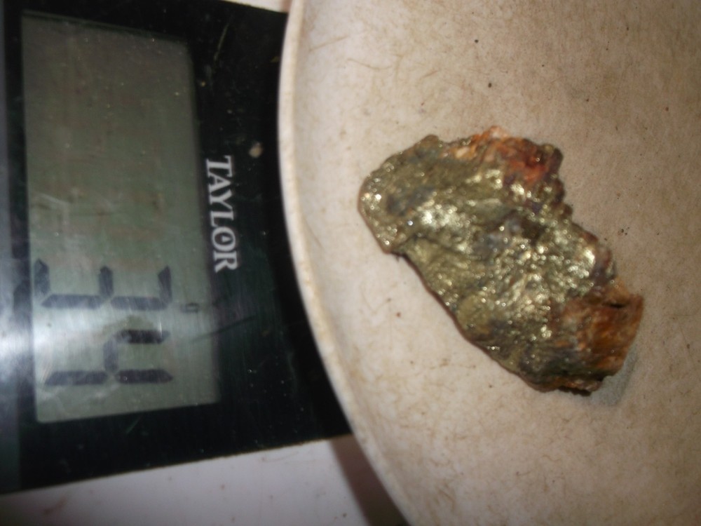 Gold, silver, copper, 34 grams samples ,ore high grade .