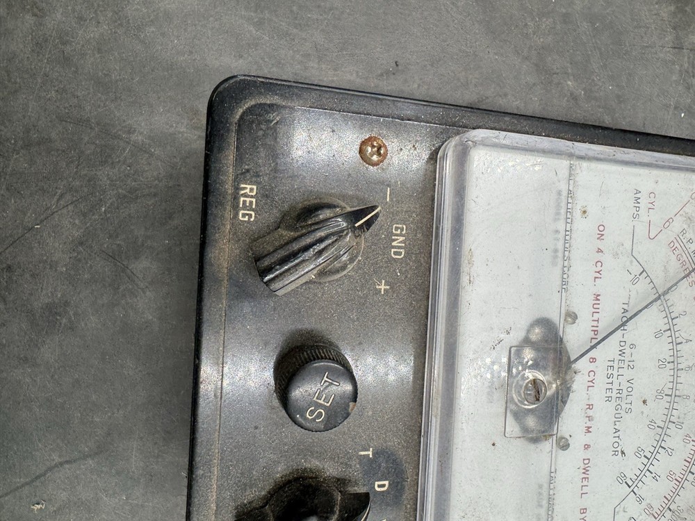 Vintage Mac Tools ET-850 Tach Dwell Volt Ohmmeter - Untested