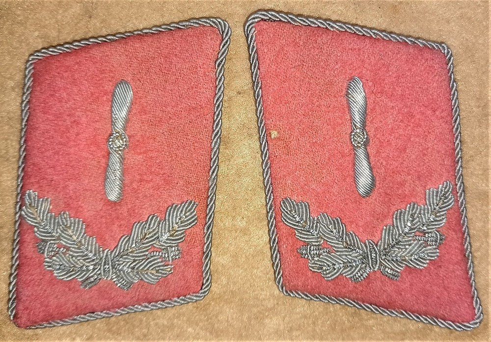 Luftwaffe Flieger-Ingenieur Flight Engineer Collar Tab Pair, Germany