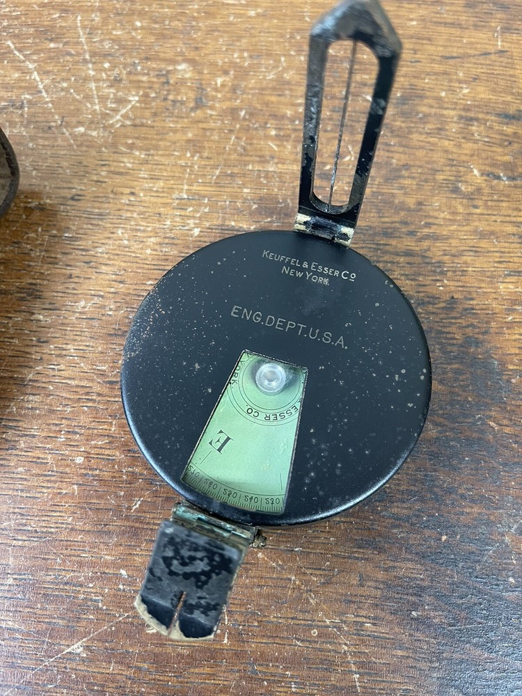 KEUFFEL & ESSER 1917 ENGINEERING DEPT. COMPASS WITH CASE (MM1514) not working.