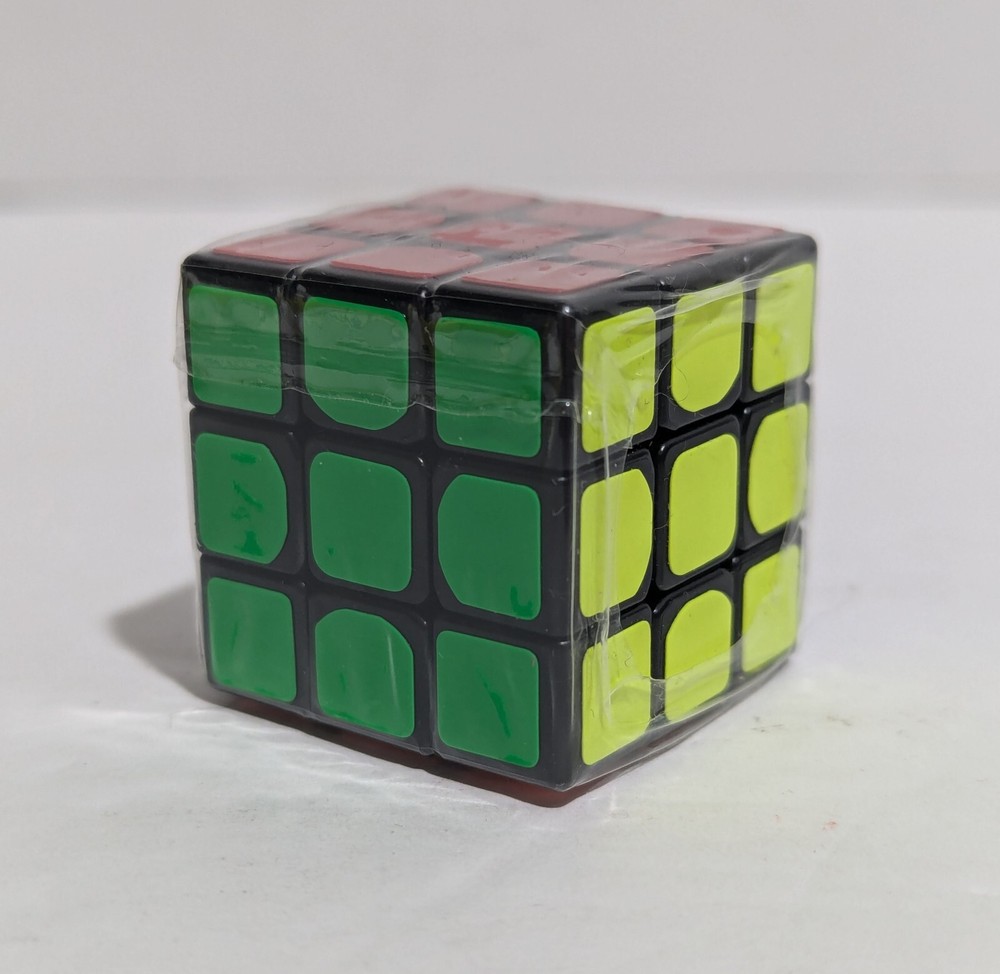 NEW - 1"x 1" Tiny Puzzle Cube Mini Twisting Style Speed Brain Teaser Miniature