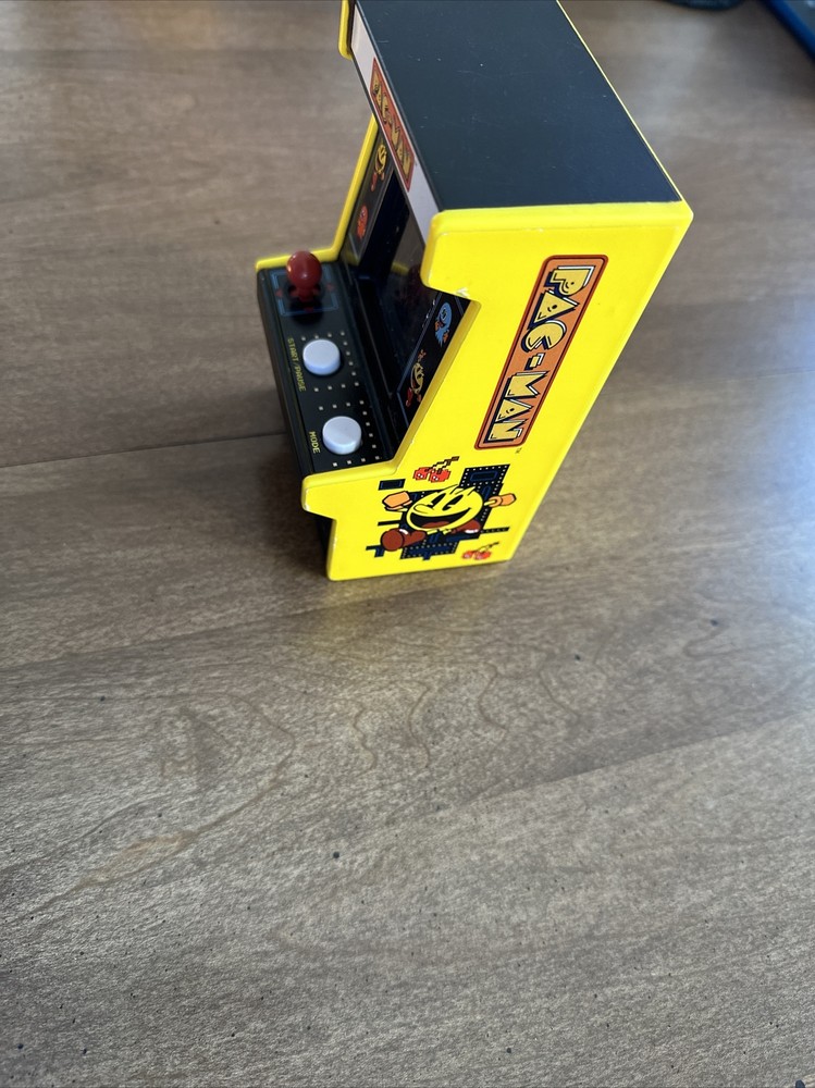 Pac-Man Retro Mini Arcade Machine 2015 Bandai Namco Basic Fun - Tested & Working