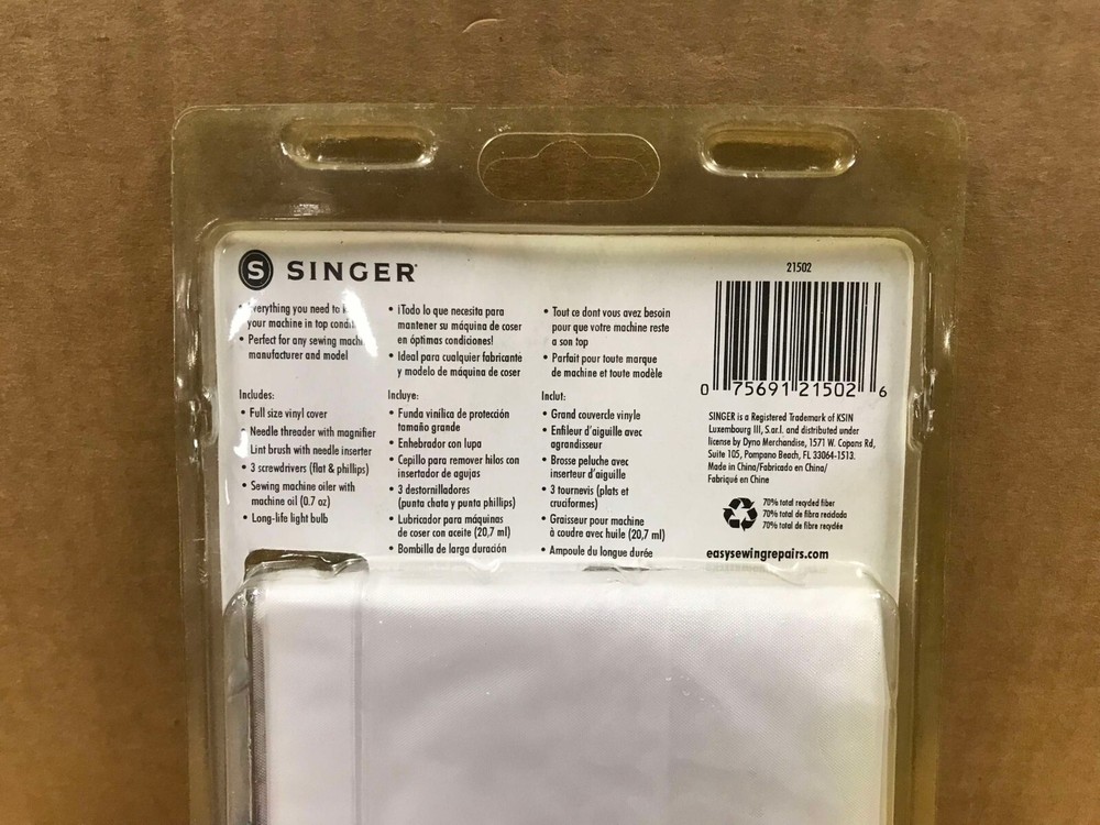 New Singer Universal Machine Maintenance Kit, #21502