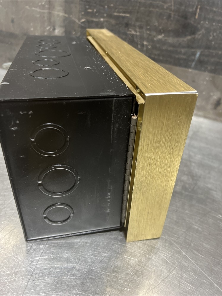 Lathem LTR6-128 Digital Master Clock Control Bell Ringer Time. Missing Key. Used