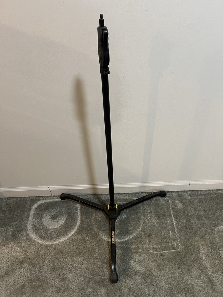 Hercules Microphone Stand