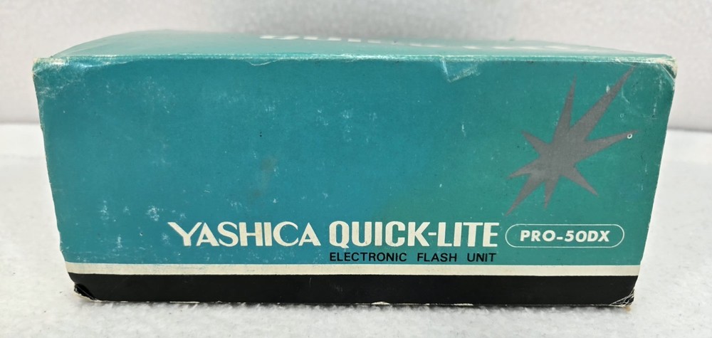Yashica Quick Lite PRO-50 DX Electronic Flash Unit