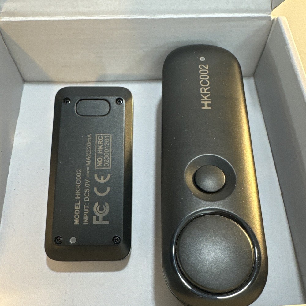 Hogance RF Page Turner Remote Control for Kindle, E-Reader, Phone, Tablet