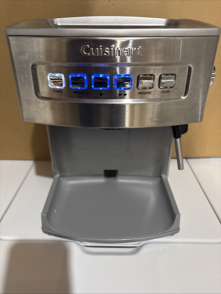 Cuisinart EM-200 Espresso Maker - Machine Only - Working