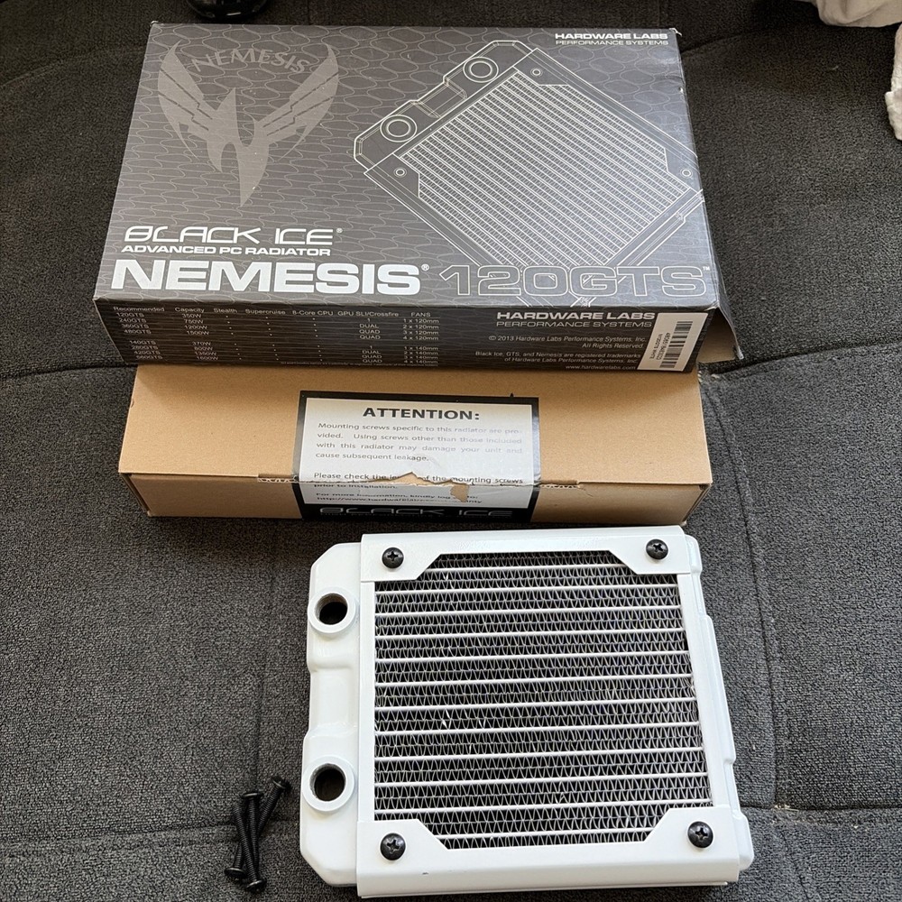 HardwareLabs Black Ice Advanced PC Radiator Nemesis 120GTS White