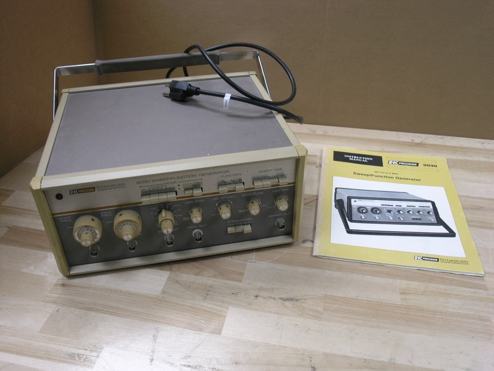 BK Precision Dynascan 3030 Sweep/ Function Generator