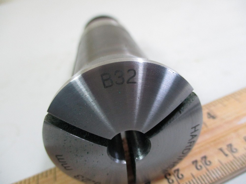 1 - Hardinge B32 9.23 mm Collet (C6)