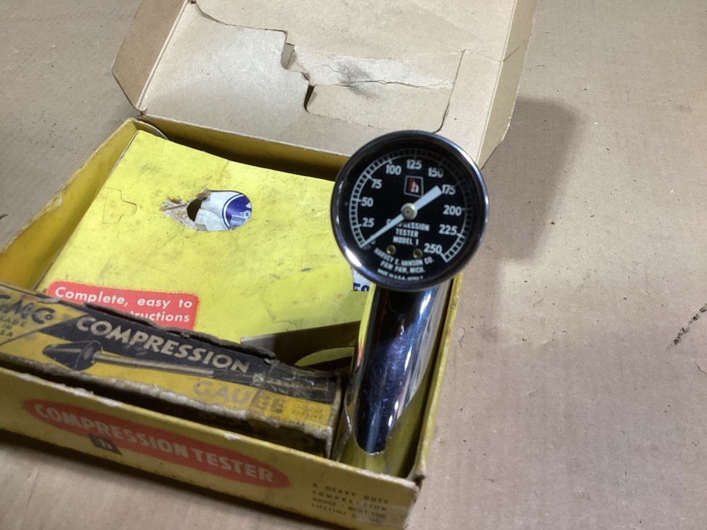 Vintage Niehoff Deluxe Model Compression Tester Gauge X2.. 1940 - 60’s