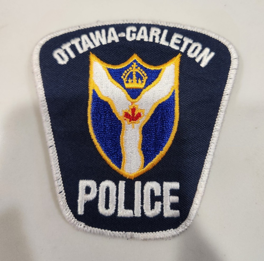 Obsolete Ottawa-Carleton Canada Police Shoulder Patch