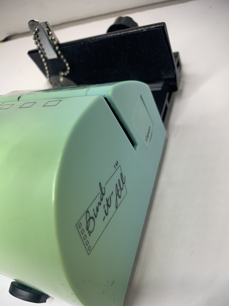 ZUTTER Innovative Products Bind It All Personal Binding System Baby Blue