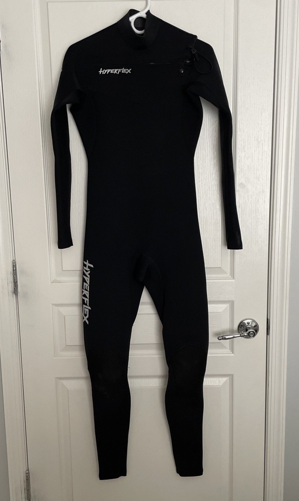 Hyperflex Men’s VYRL 4/3 Front Zip Surfing Wetsuit, Size ML