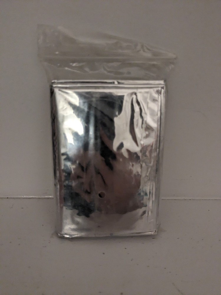 FIRST AID MYLAR RESCUE BLANKET