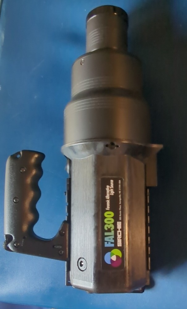 SIRCHIE FAL3000 Alternative Light Source Kit For Investigators Grade A