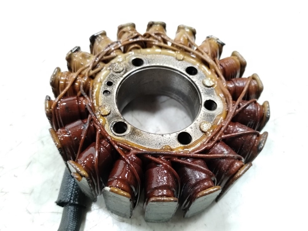 2000 Ducati Monster M750 M900 Stator Generator Magneto`