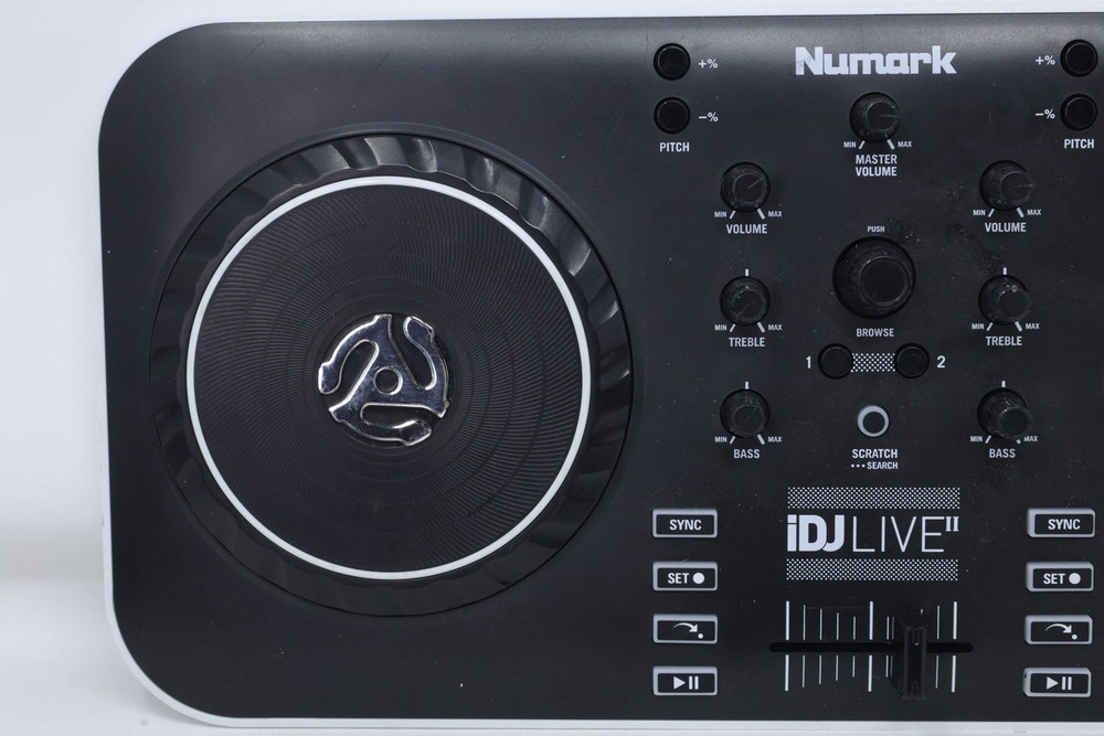Numark iDJ Live II | DJ Controller for Mac, PC, iPad, iPhone and iPod Touch