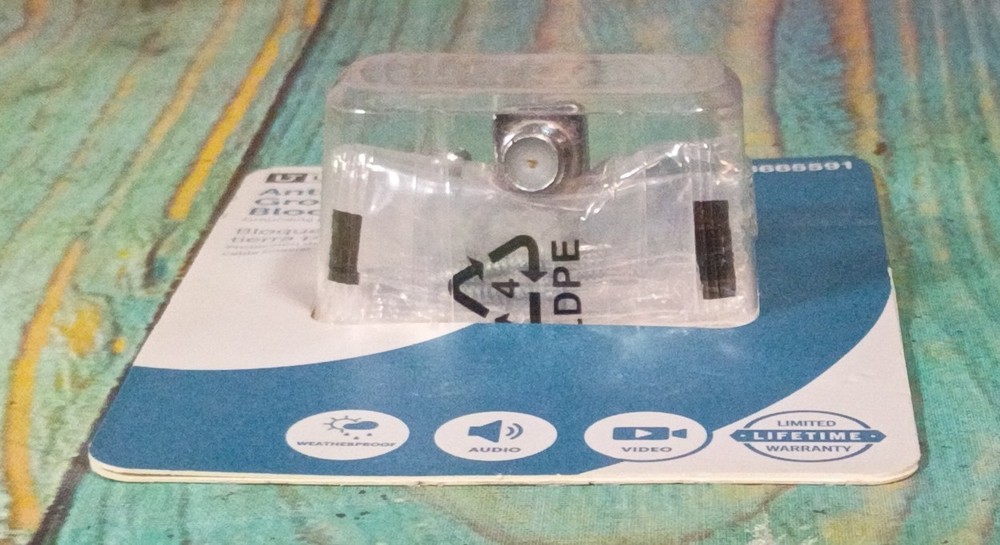 Utilitech Antenna Grounding Block #3665591 - NEW