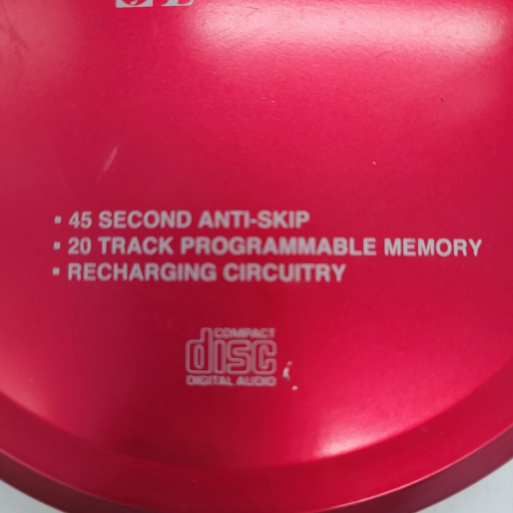 Emerson - HD7090RD Portable CD Player - Red Untested READ