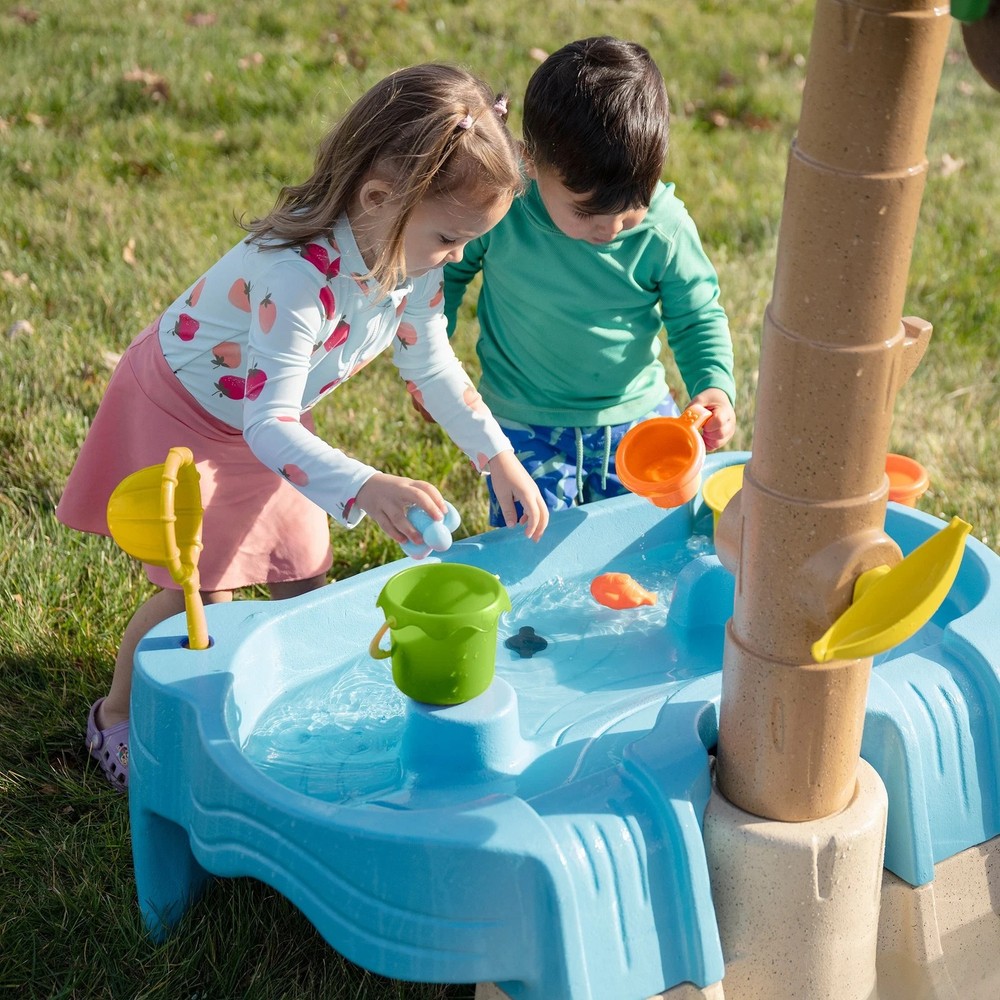 Step2 Tropical Splash Lagoon Water Play Set Water Park