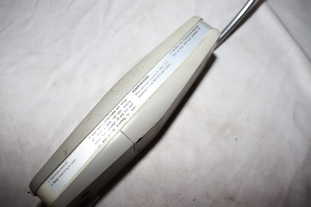 VINTAGE TIF 5000 AUTOMATIC HALOGEN LEAK DETECTOR