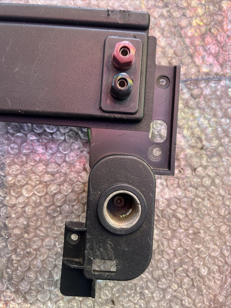INTERNATIONAL PROSTAR DASHBOARD AUX SWITCH AND 12V