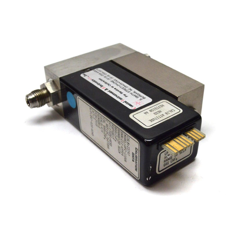 Unit/Celerity UFC-1100A Mass Flow Controller 1/4" VCR (CHF3/50cc) CardEdge MFC