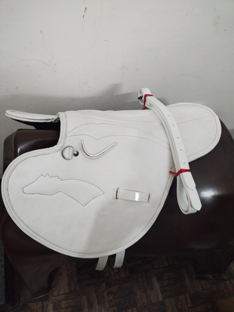 White Synthetic Race Exercise Tack Saddle Light Weight With Stirrup & Strap.