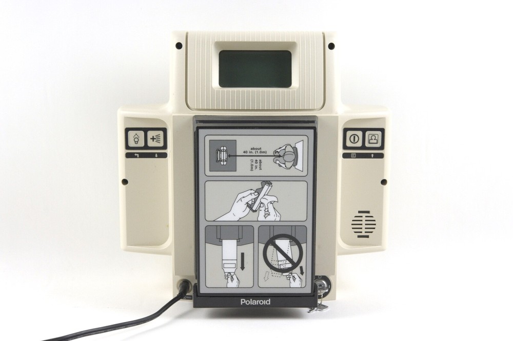 Polaroid Model ID Econo/Delux Camera System ID-104