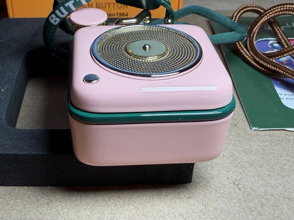 Mini Bluetooth Speaker, Button Small Cute Portable Metal Retro Wireless Pink