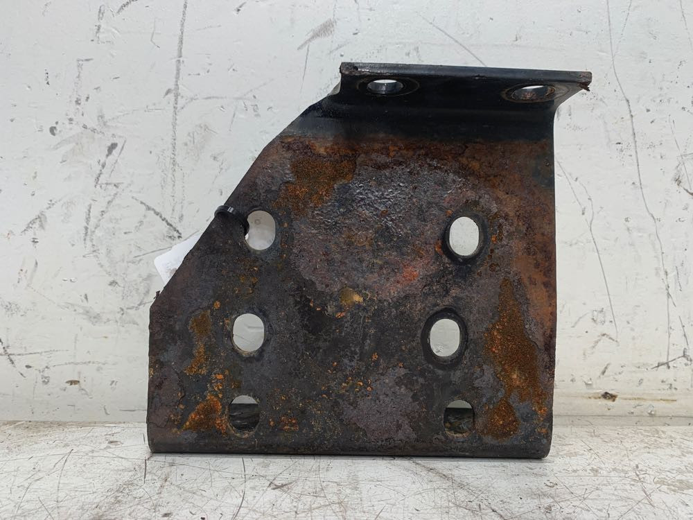 2009 Peterbilt 335 Frame Brackets (753-10096)