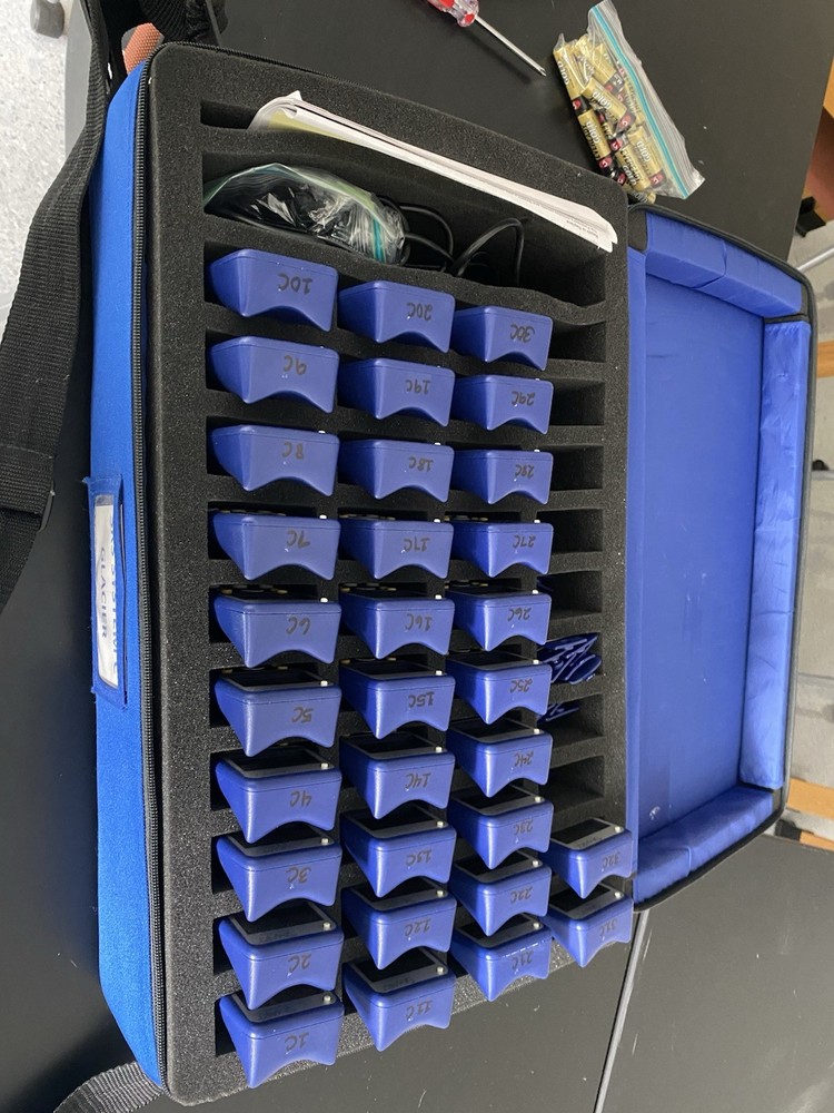 SMART SENTEO INTERACTIVE RESPONSE TECHNOLOGY SYSTEM 32 CLICKERS