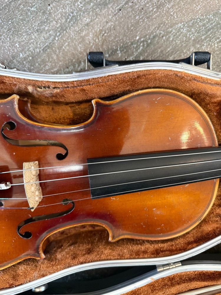 3/4 size Violin with case. Made in Germany