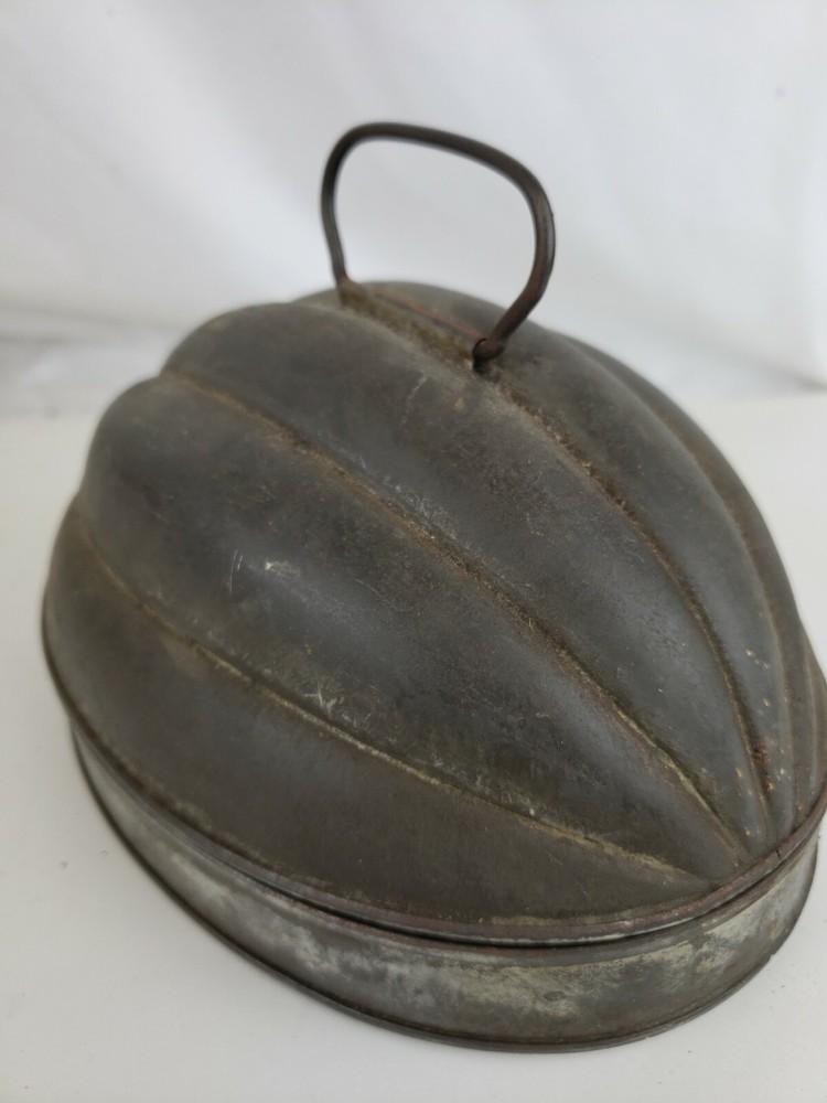 Rare unusual antique tin container ca. 1920s