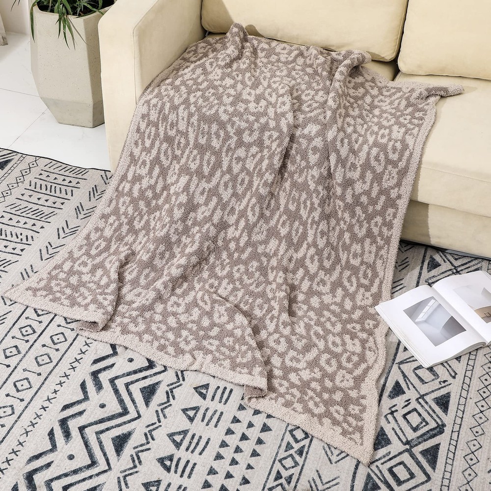 Fuzzy Leopard Knitted Throw Blanket Soft Cozy Warm Microfiber Blanket for Cou...