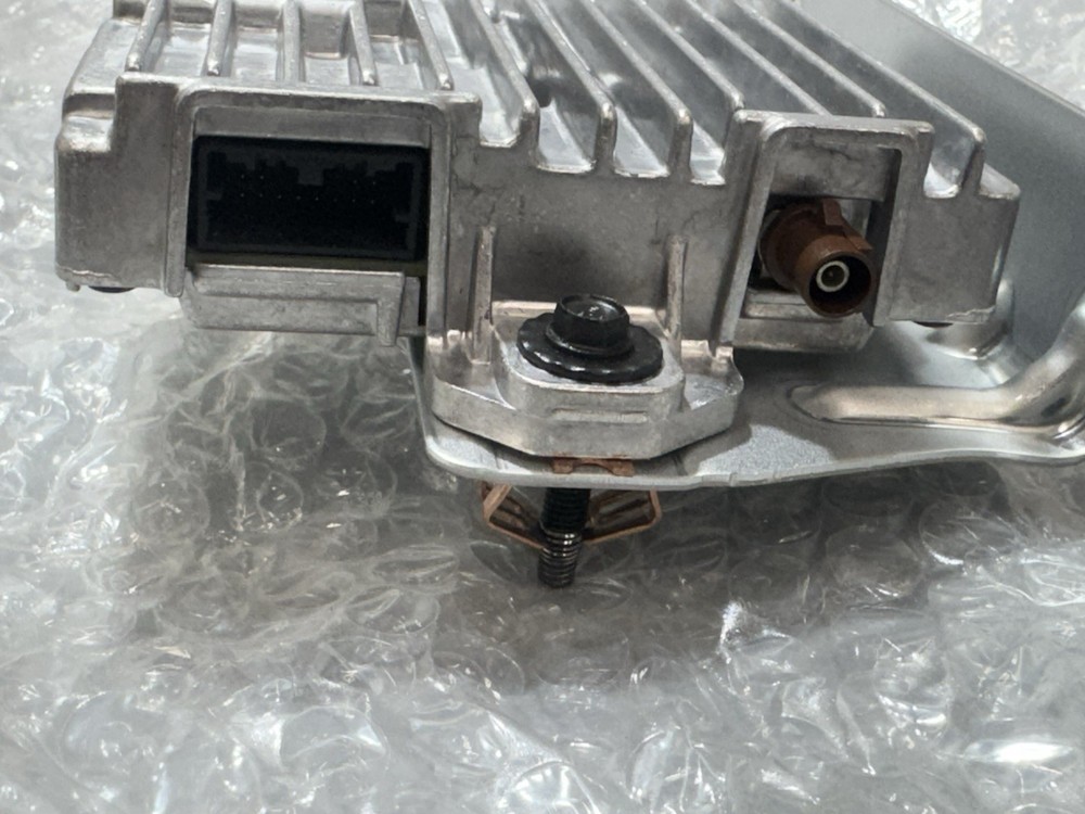 Genuine Ford Control Module ML3Z-3G590-C (D4)