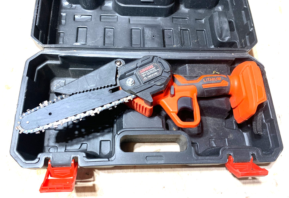 Aishikeke Cordless Mini Chainsaw 6 Inch 18V in Case - Tool Only - Tested