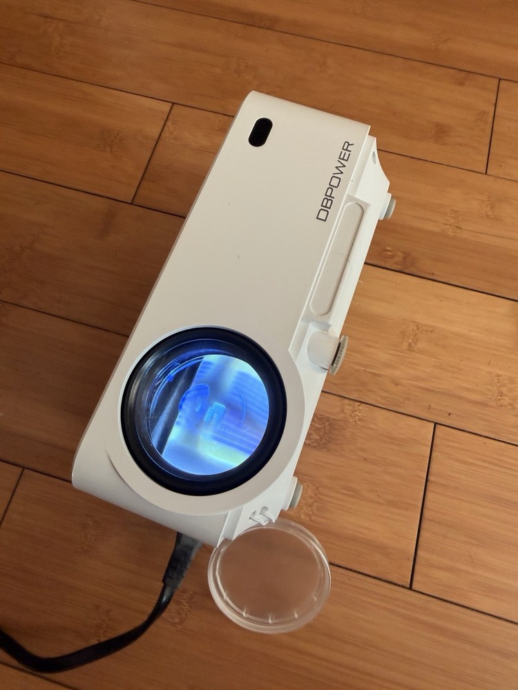 DBPOWER Mini Projector T20 w/ Remote, Case, HDMI – Tested Working